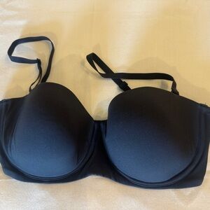 SKIMS Black Seamless T-Shirt Bra